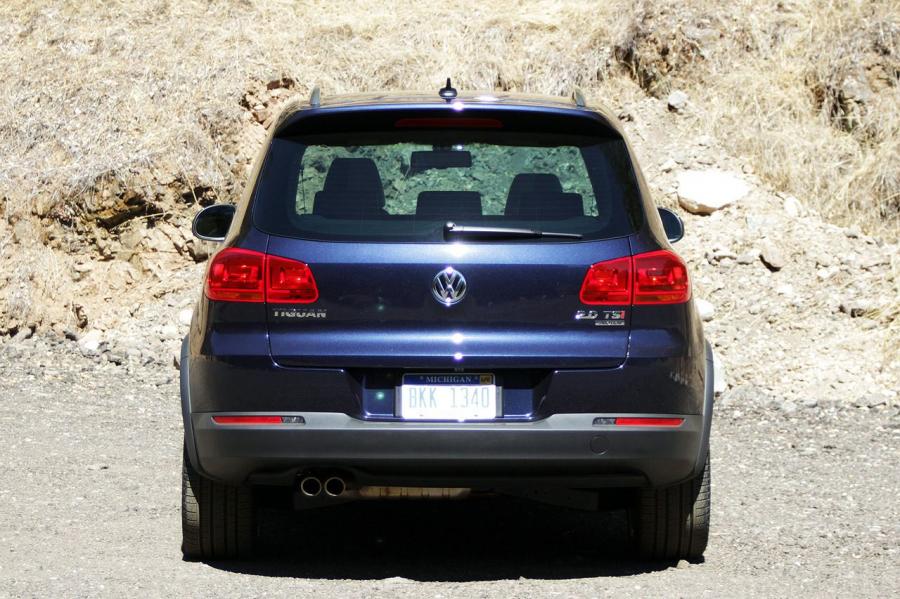  Volkswagen Tiguan R-Line 2014 года  (фото 25 из 28)